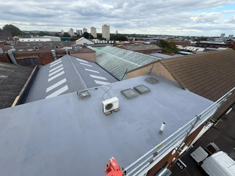 Asbestos Encapsulation on Industrial Roof in Birmingham 16 asbestos encapsulation birmingham 02