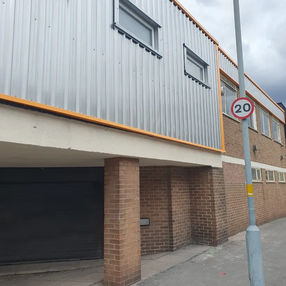 Modern Aluminium Cladding Installation for Birmingham Business Premises 7 commercial cladding 06